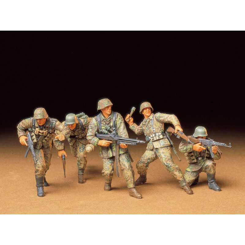 Tamiya - 35196 - 1/35 German Front-Line Infantrymen