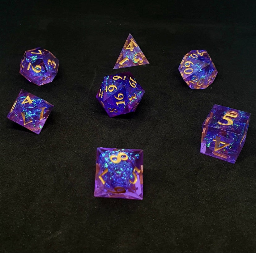 Chronicle Cards Resin Dragon Dice - Warlock (set of 7 polyhedral dice)