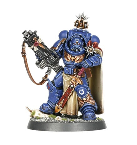 Space Marines: Captain w/ Master-Crafted Bolt Rifle